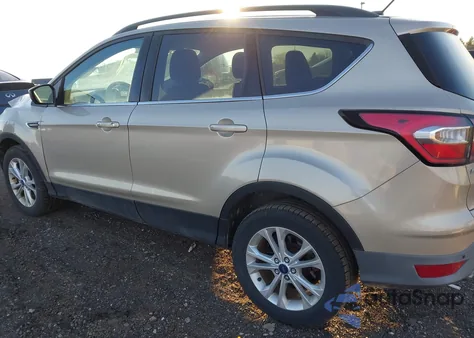 2017 Ford Escape Se z USA, uszkodzony, nr VIN 1FMCU9G92HUE07005